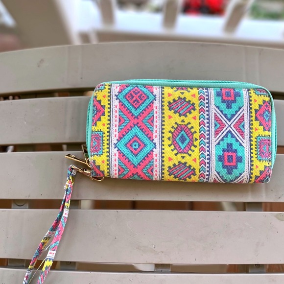Womens Wristlet Wallet Clutch Colorful Aztec Bohemian Print Double Zip Purse - Picture 1 of 8